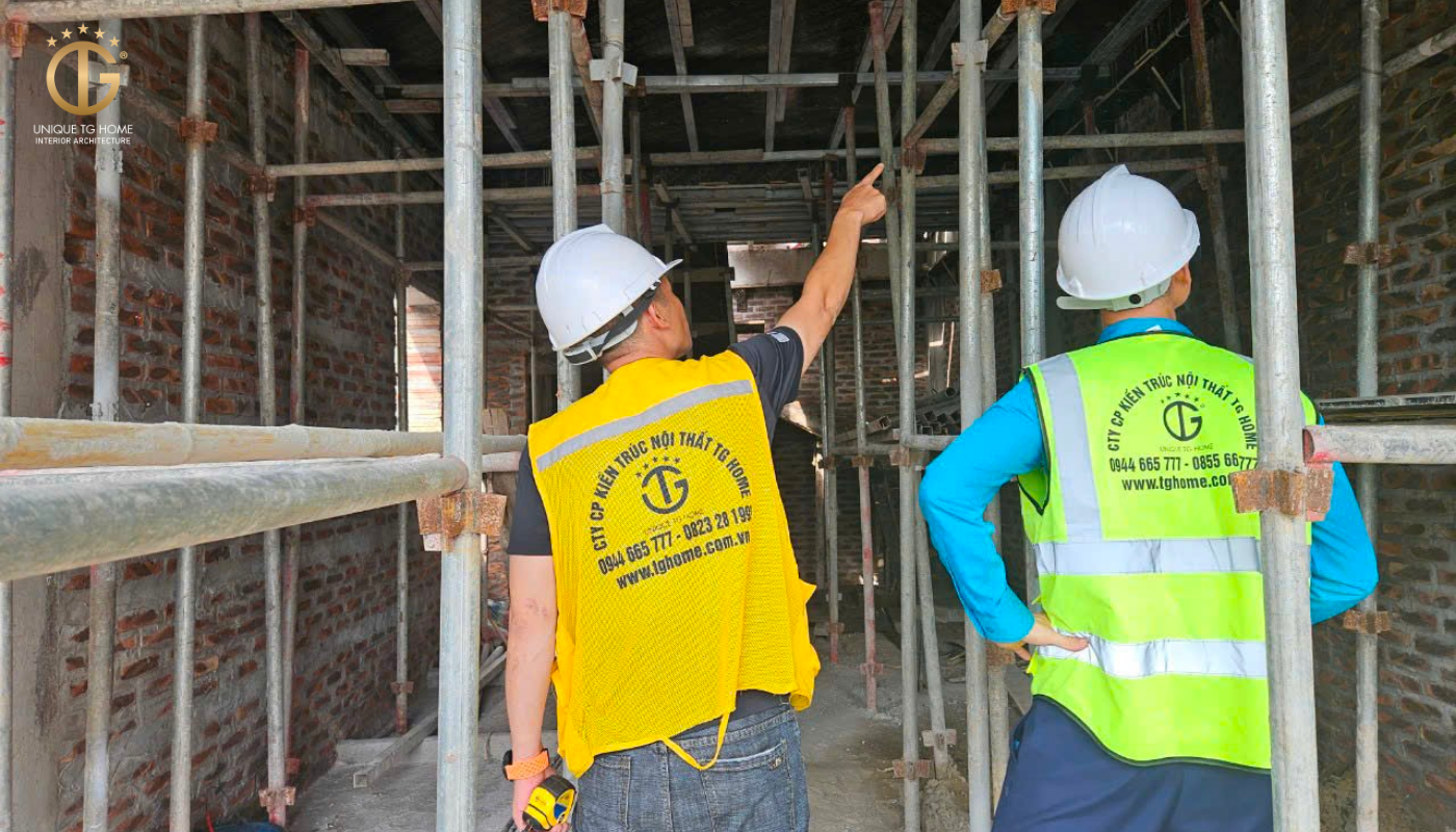 Quản trị con người là việc mất nhiều thời gian và công sức trong khi tự xây nhà